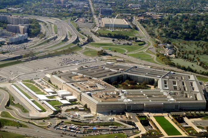 Pentagon Releases Review of Lloyd Austin Communication Breakdown
