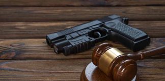 Court Stikes Down Missouri Law on Federal Gun Rule Enforcement