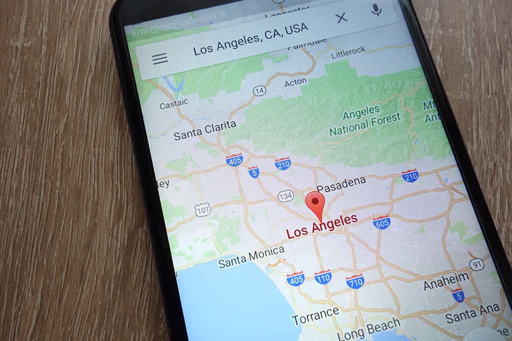 1114605992 featured image Smartphone displaying map of Los Angeles, California