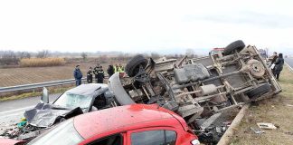 9-Year-Old STABBED After Highway Crash Overturned truck and damaged cars after highway crash